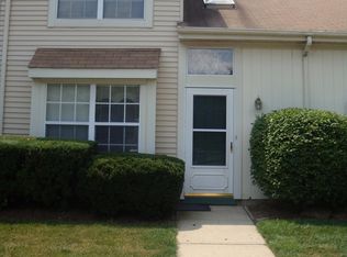 35 Nottingham Way, Somerset, NJ 08873