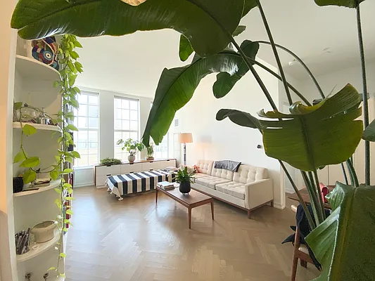 Rented by MaxInvest Real Estate, Inc. | media 12