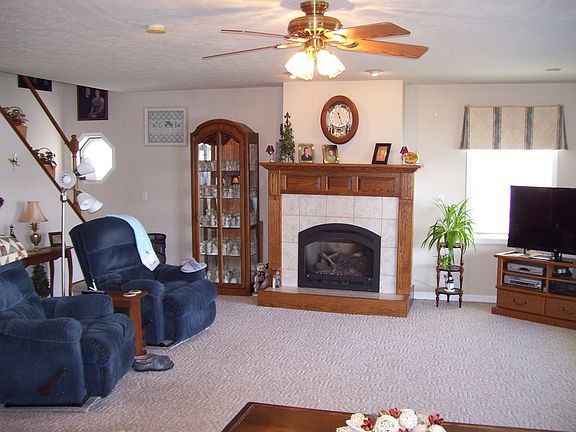 4th image of 4364 Lakeshore Dr