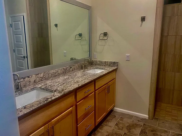 5020 Kenner Way — Photo 23