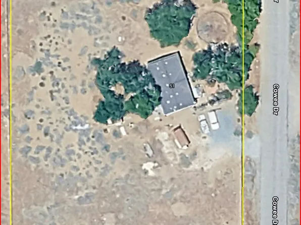 51 Cowee Dr, Mound House, NV 89706