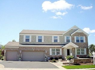 420 Judd Ln, Batavia, IL 60510