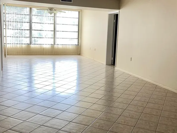 3500 Whitehall Drive #201, West Palm Beach, FL 33401