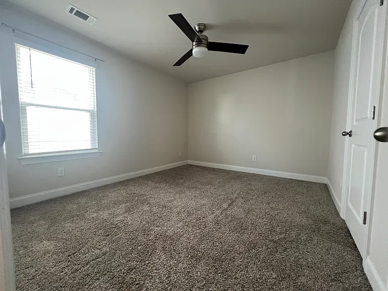 1095 Holland Ridge Way — Photo 23