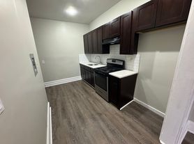 352 Central Ave