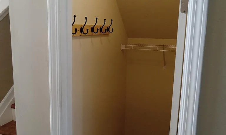 2630 Honeysuckle Dr — Photo 4