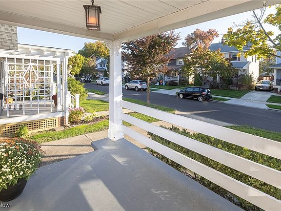 5th image of 2076 Elmwood Ave