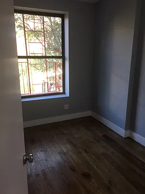 Rented by Bloom Real Estate Group | media 14