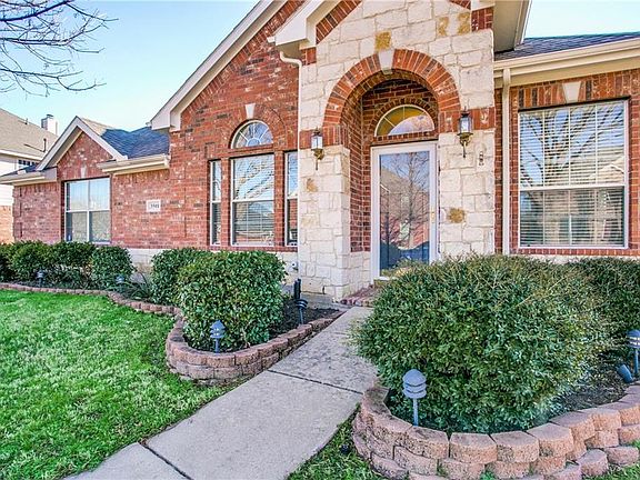 3rd image of 3501 Lombardy Dr