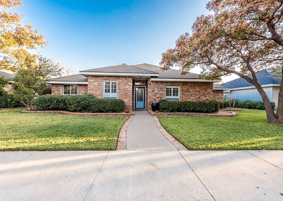 1st image of 2109 Bradford Ct