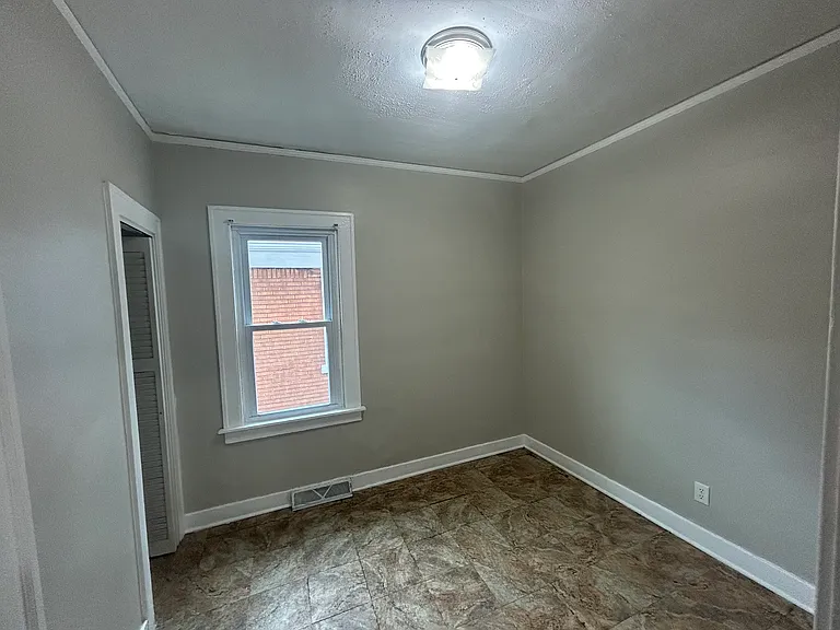 3661 Connecticut St — Photo 12