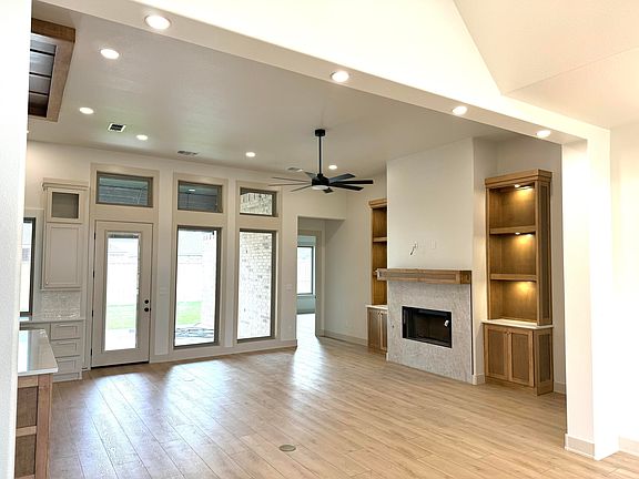 5th image of 3611 143rd St