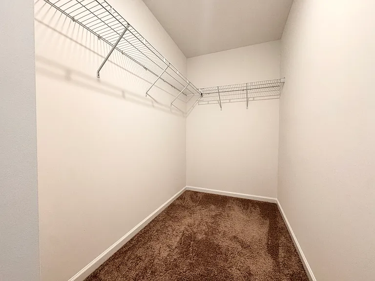 699 Kitfox Dr NW — Photo 16