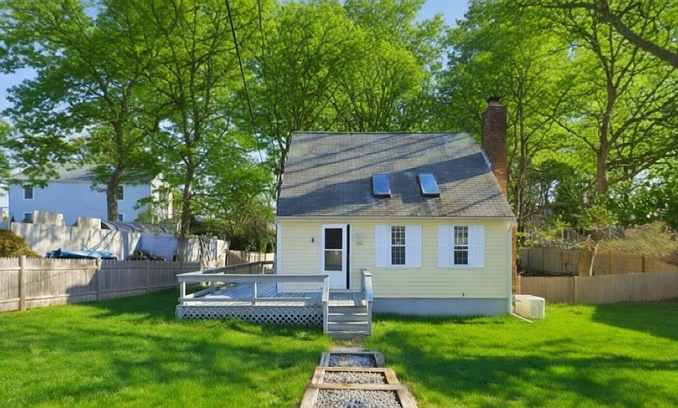1st image of 292 Megan Rd