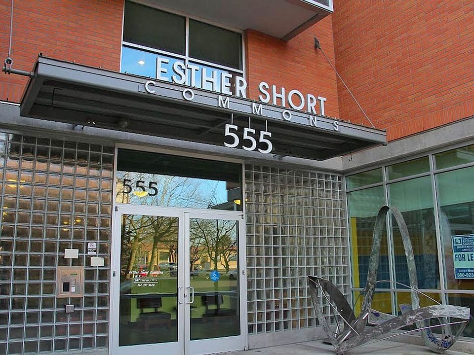 1st image of 555 W 8th St APT 216