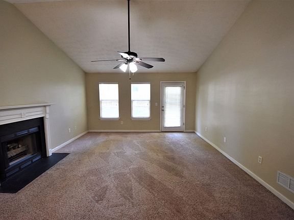 2nd image of 2449 Feathertree Ln