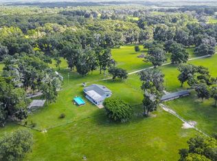 11900 S Istachatta Rd, Floral City, FL 34436
