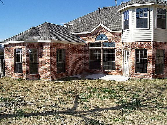 3rd image of 245 Latham Dr