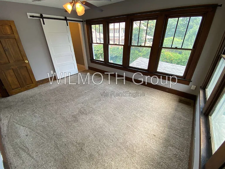 3047 N College Ave — Photo 13