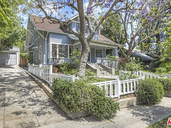 4th image of 1950 N Wilton Pl