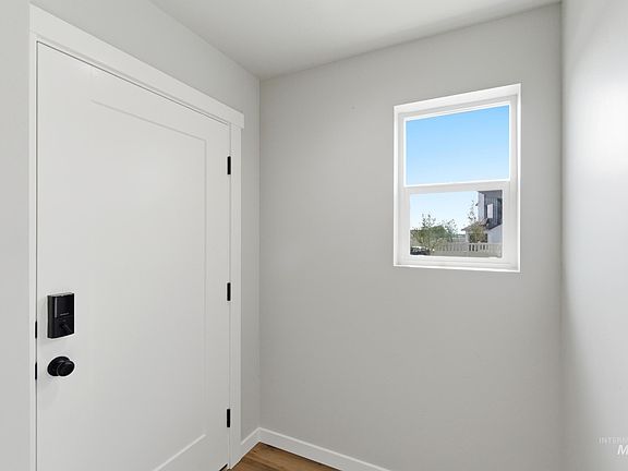 2nd image of 7458 W Trumbull Ct