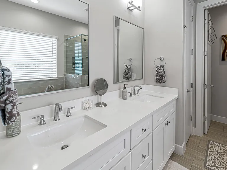 240 Julia St #A — Photo 33