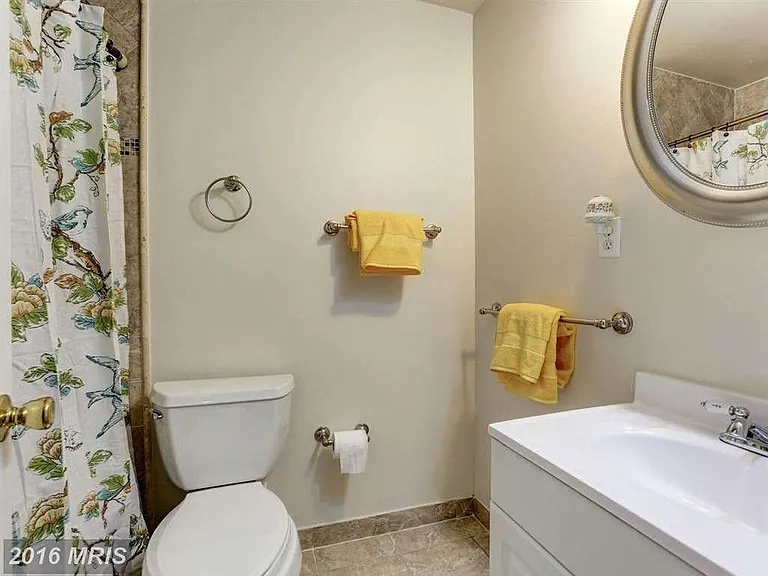 31 County Ct #186 — Photo 17