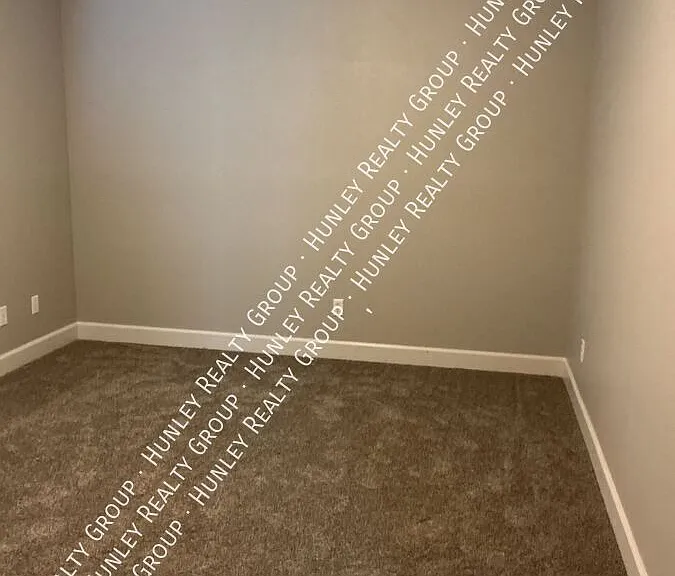 16237 Maricopa Ln — Photo 17