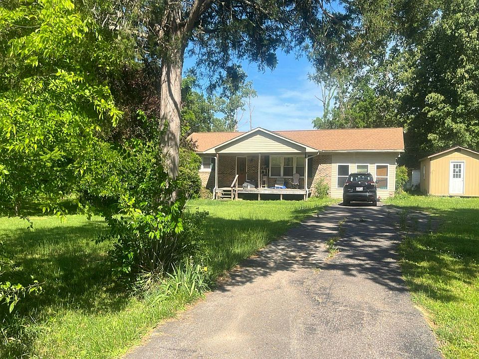 1st image of 195 Shady Ln