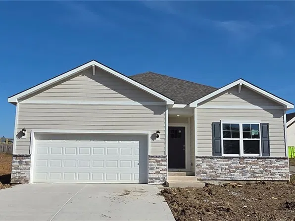 10701 N Richmond Ave, Kansas City, MO 64157