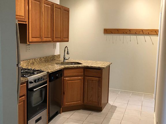 5th image of 777 W Diversey Pkwy APT 3SW