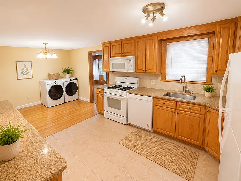 29 Greenleaf Cir — Photo 6