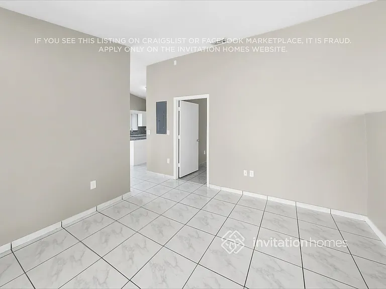 14936 SW 39th St — Photo 6