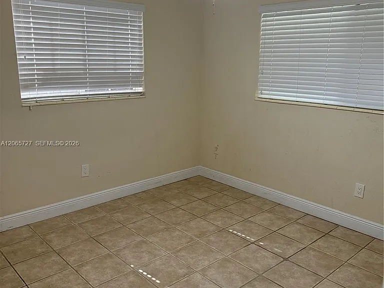 8270 SW 12th Ter — Photo 7