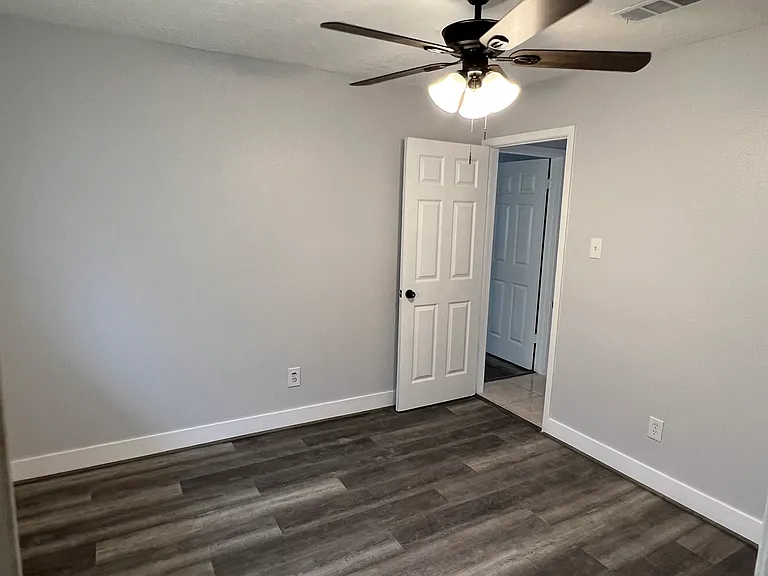 11008 Panicum Ct — Photo 9