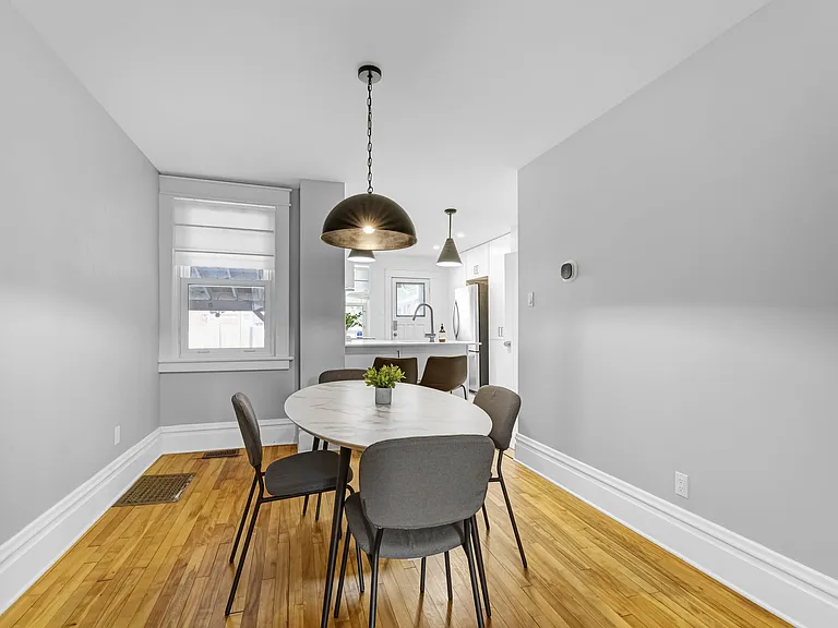 117 Hopewell Ave — Photo 2