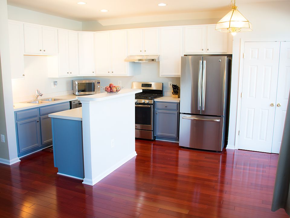 1st image of 3043 Frankfurt Ct