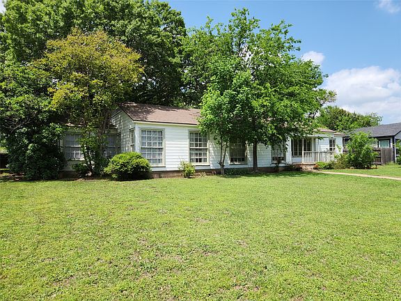 2nd image of 3205 Live Oak Ave