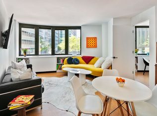 275 Greenwich St APT 2C, New York, NY