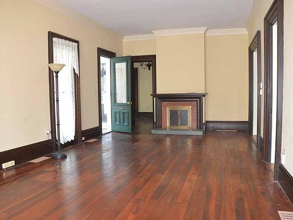 5th image of 45 Park St