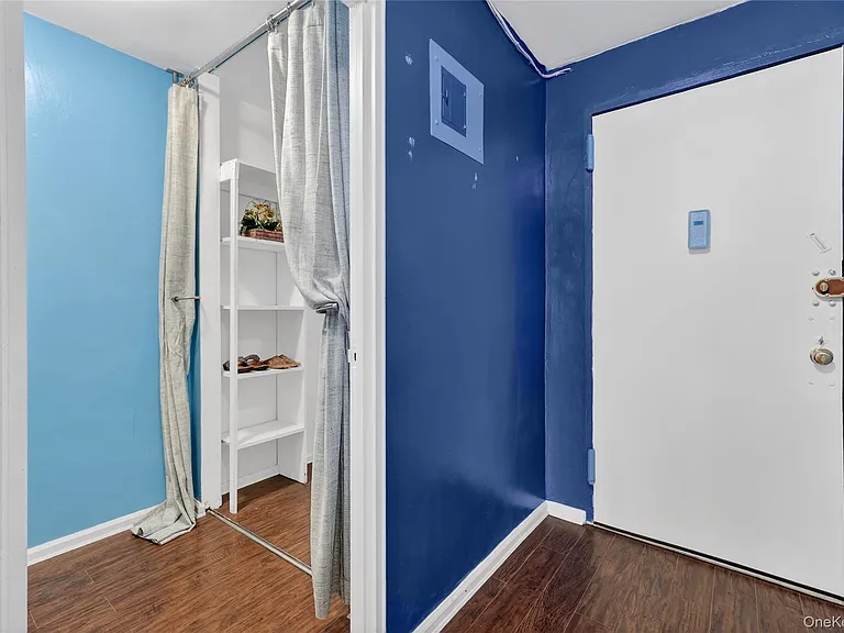 25 Franklin Ave #2K — Photo 10