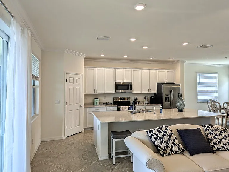 923 Tidewater Shores Loop — Photo 10
