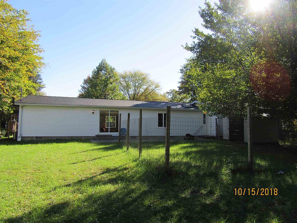 2nd image of 52105 Decker Dr