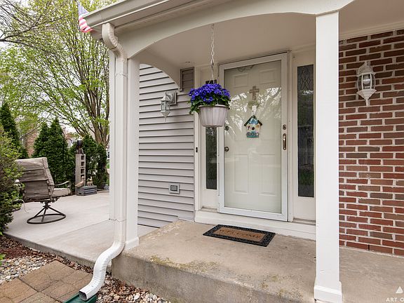 2nd image of 2S752 Timber Dr #752
