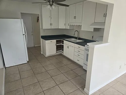 135 Elkwood Ave Photo 1