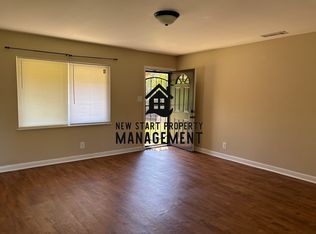 201 Carolina Ave #203B, Warner Robins, GA 31093