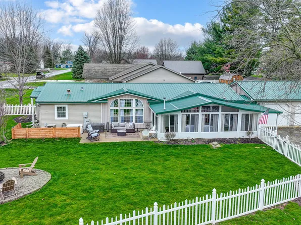 16065 Barnes Dr, Belle Center, OH 43310
