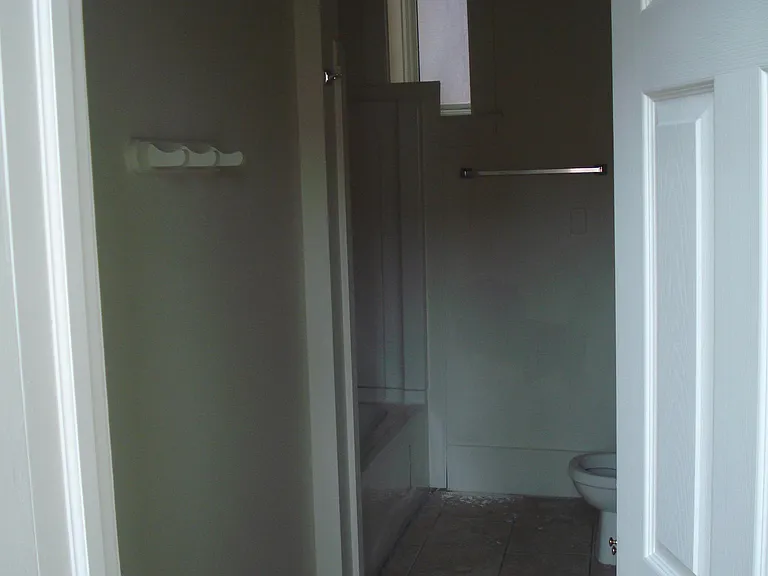 14 E Market St #12 — Photo 7