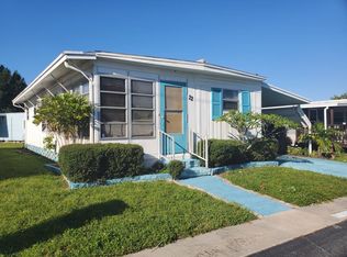 22 Saunders Ave, Largo, FL 33773