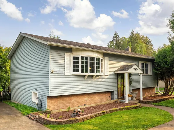 4416 Oakley St, Duluth, MN 55804